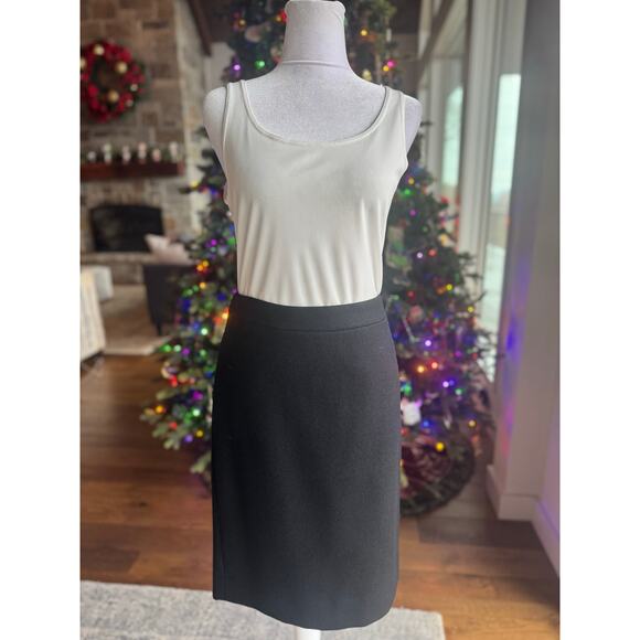 Lafayette 148 New York Ivory Tank Shell Double Layered Medium EUC - Picture 4 of 9